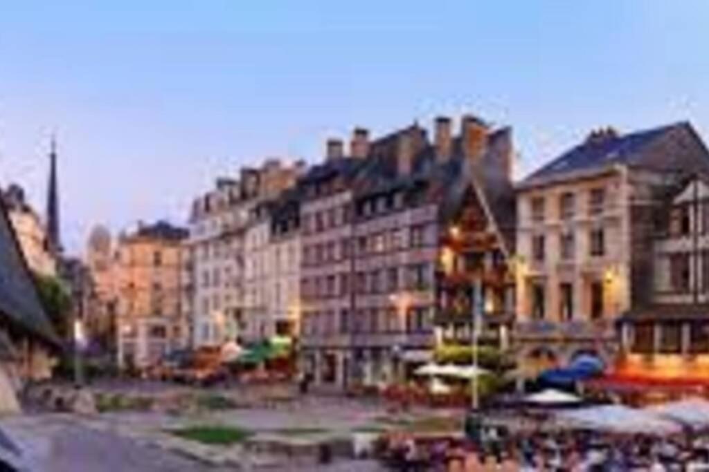 Sous Les Nuages Appartement Rouen Buitenkant foto